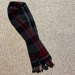 Classic Black and Red Plaid Scarf - Unisex